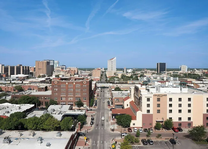 Courtyard By Marriott Wichita At Old Town