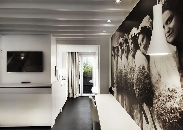 Hotel Harmony