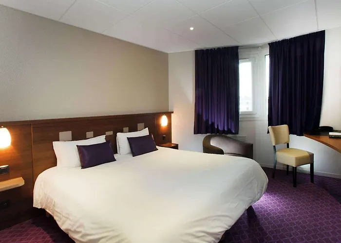 Brit Hotel Tours Sud – Le Cheops Joué-lès-Tours