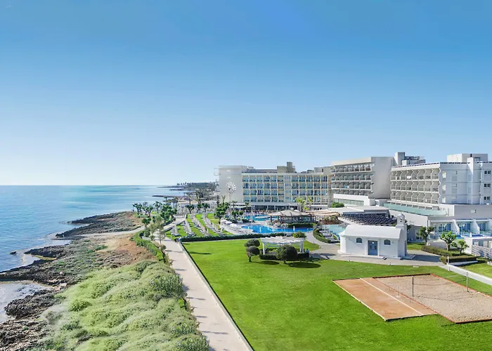 Pernera Beach Hotel