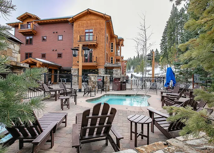 East West Hospitality At Tahoe Truckee