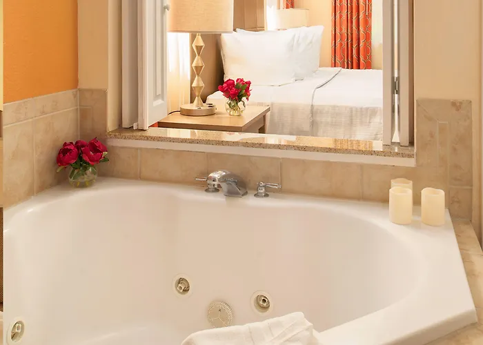 Floridays Orlando Two & Three Bed Rooms Condo Resort Williamsburg