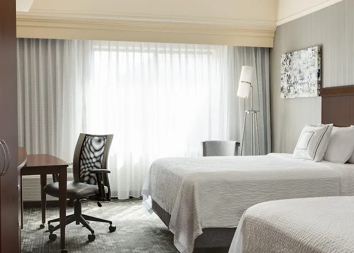 Courtyard By Marriott Columbia