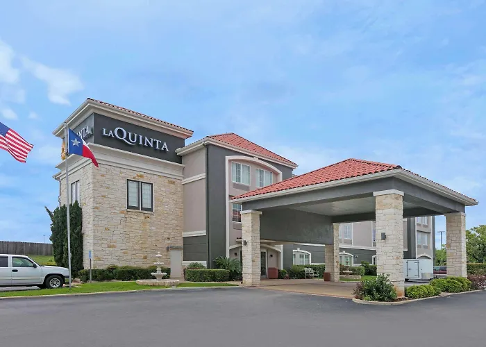 La Quinta By Wyndham Fredericksburg