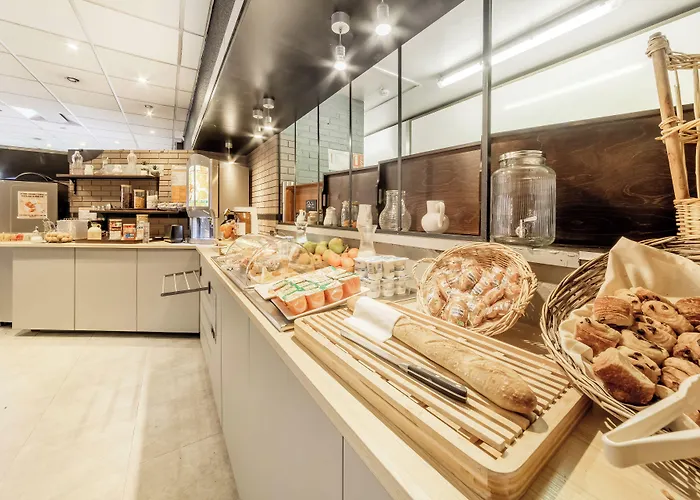 Comfort Hotel Orleans Saran