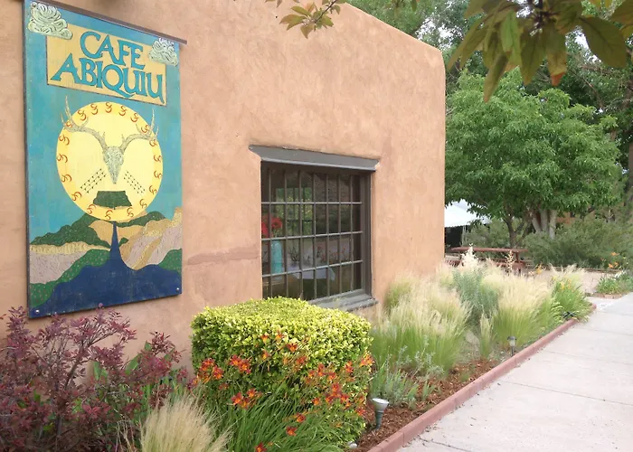 Abiquiu Inn