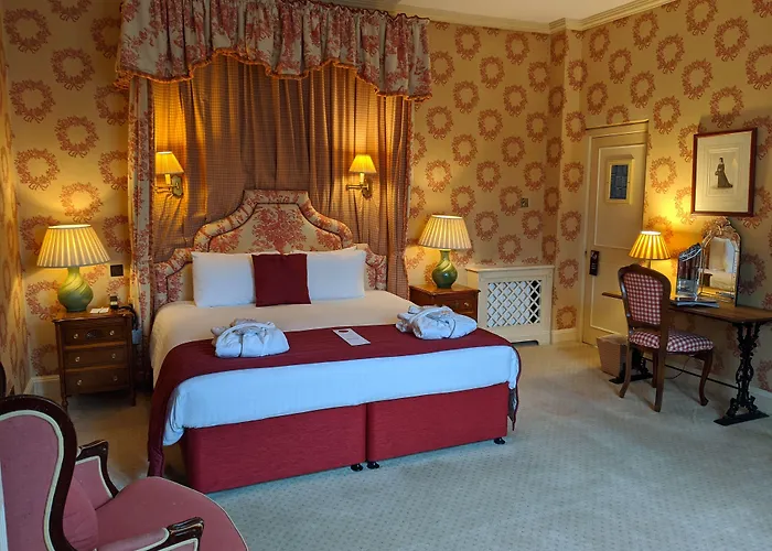 Cotswold Lodge Hotel