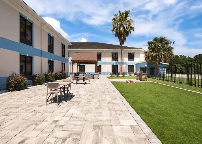 Baymont By Wyndham Savannah/Garden City Port Wentworth