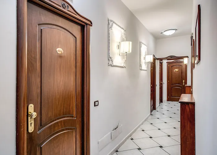 Hotel Garibaldi Naples