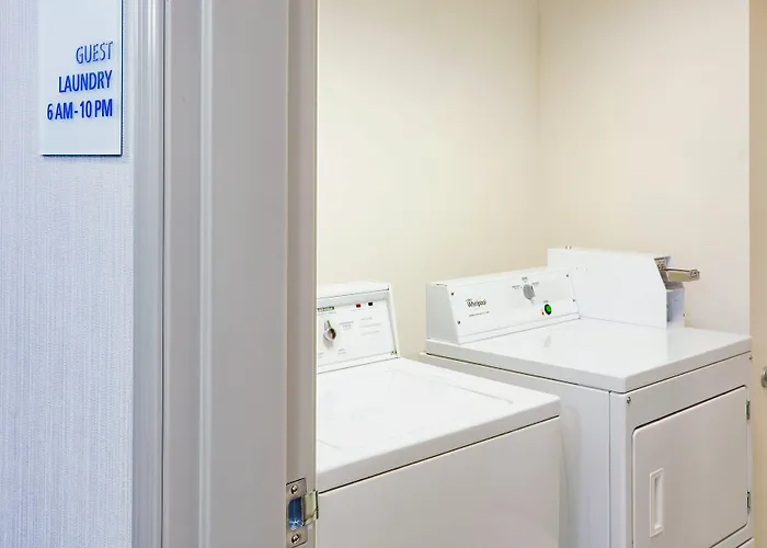 Holiday Inn Express & Suites - Dickinson By Ihg