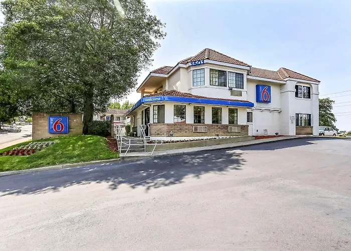 Motel 6-Pinole, Ca