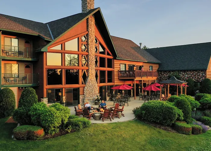 Crooked River Lodge