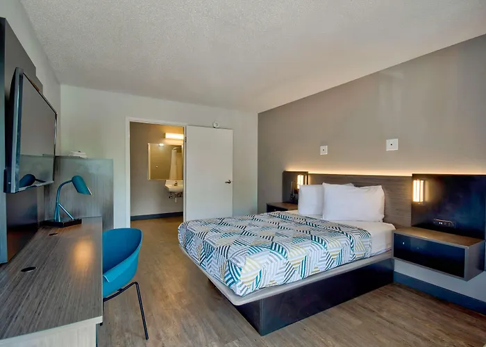 Motel 6-Warren, Mi - Detroit East