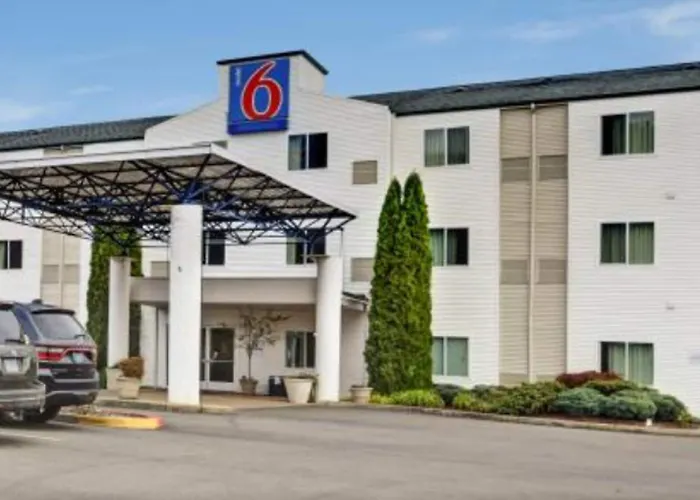Motel 6-Roseburg, Or