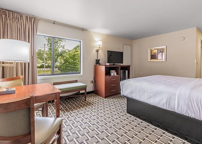 Econo Lodge Cherokee Near Island Park