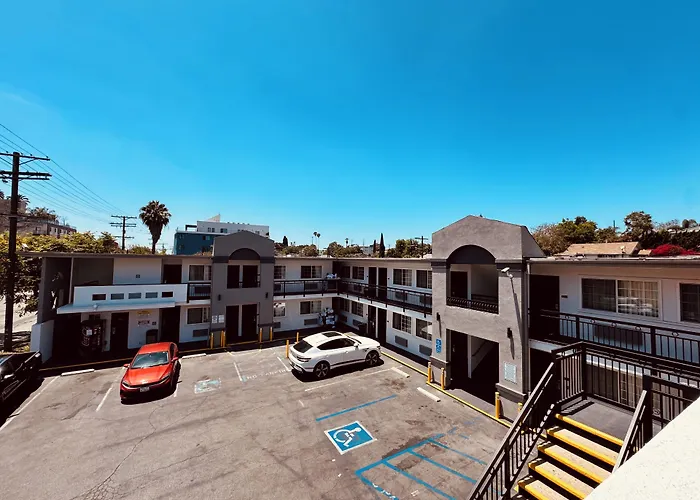 The Lexmar - Dodger Stadium Hollywood Los Angeles