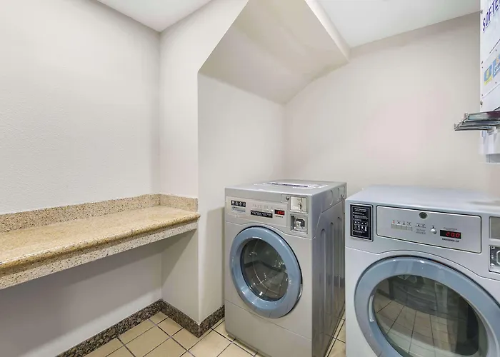 Quality Inn & Suites Sacramento Downtown Area