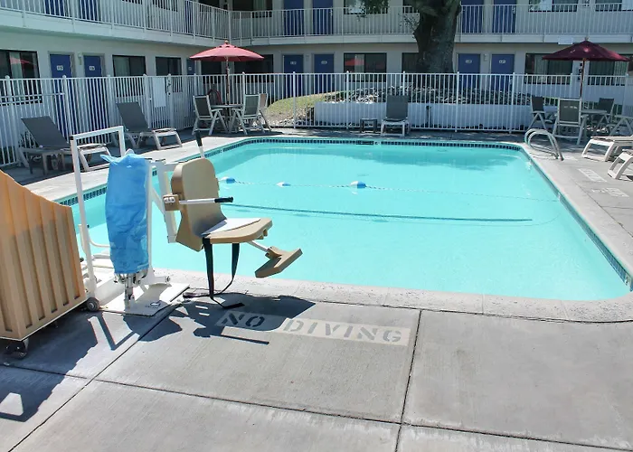 Motel 6-Atascadero, Ca