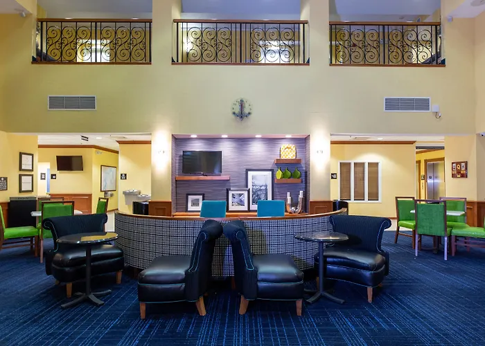 Hampton Inn & Suites Jacksonville Deerwood Park
