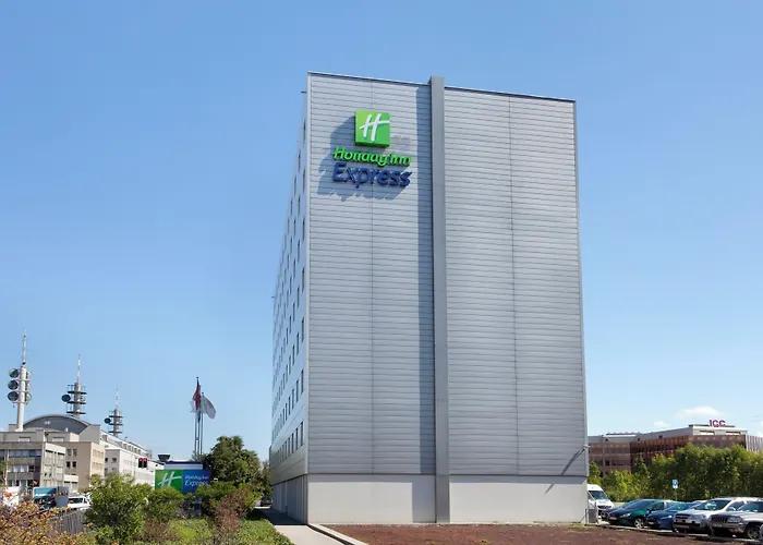 Holiday Inn Express Geneva Airport By Ihg