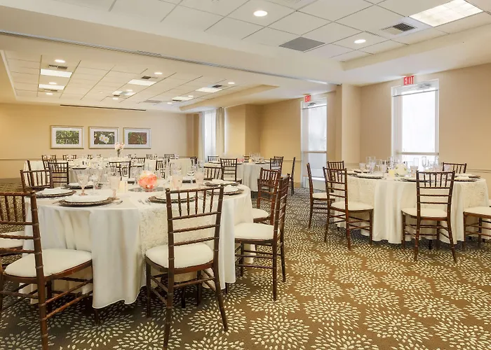 Hilton Garden Inn Bakersfield