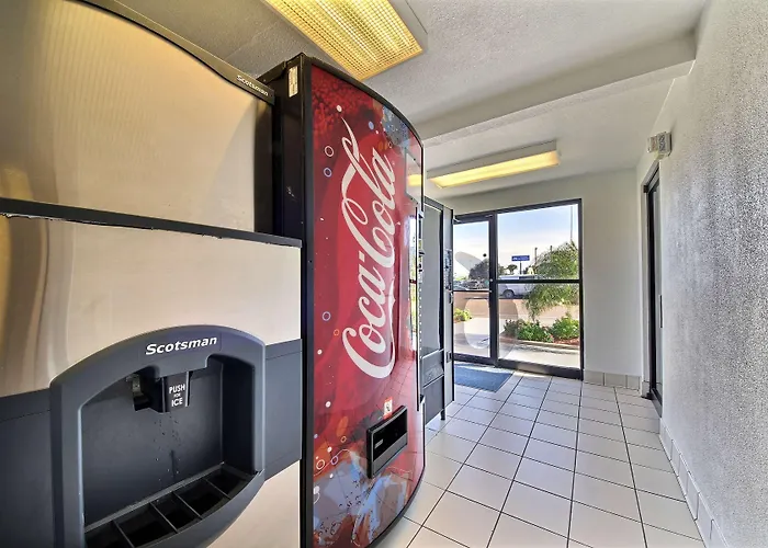 Motel 6-Laredo, Tx - South