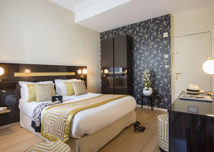 Hotel Carlton