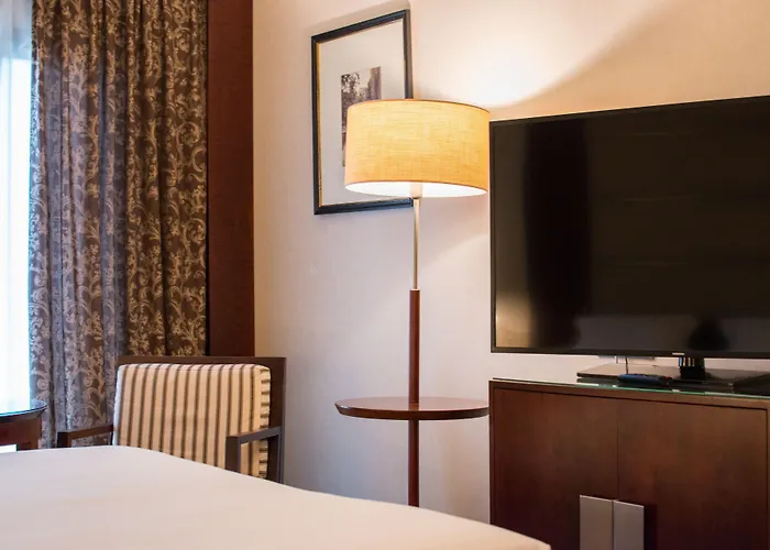 Hotel Sevilla Center