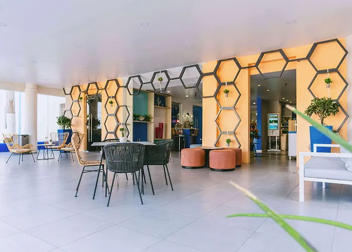 Tryp By Wyndham Aruba Adults Only Hotel