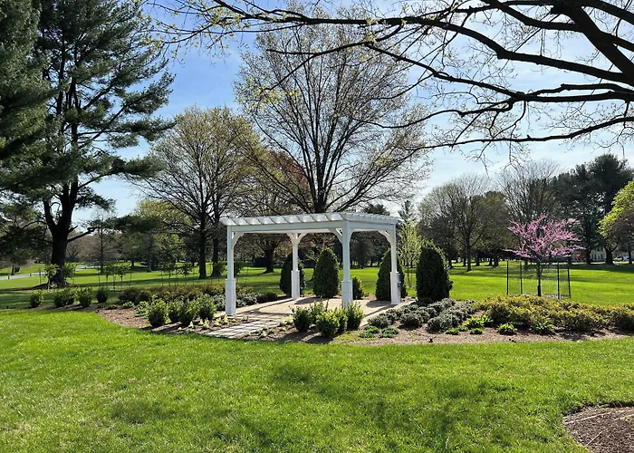 Bolger Hotel And Conference Center