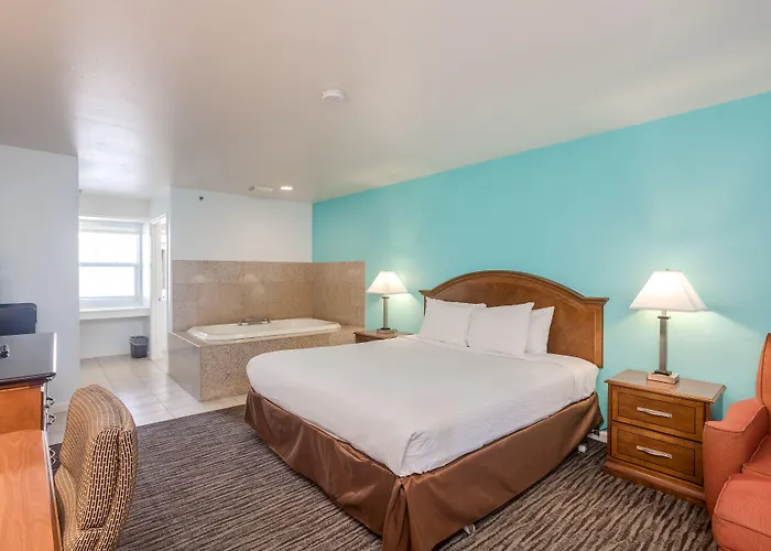 Pacifica Beach Hotel
