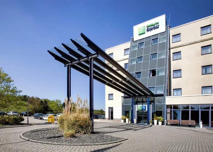 Holiday Inn Express Frankfurt Airport By Ihg