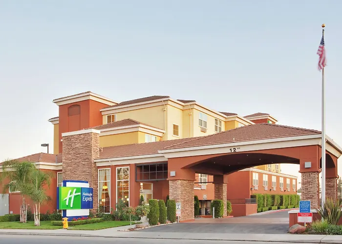Holiday Inn Express- West Sacramento By Ihg