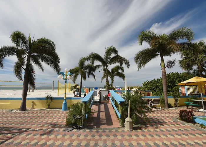 Plaza Beach Hotel - Beachfront Resort St. Pete Beach