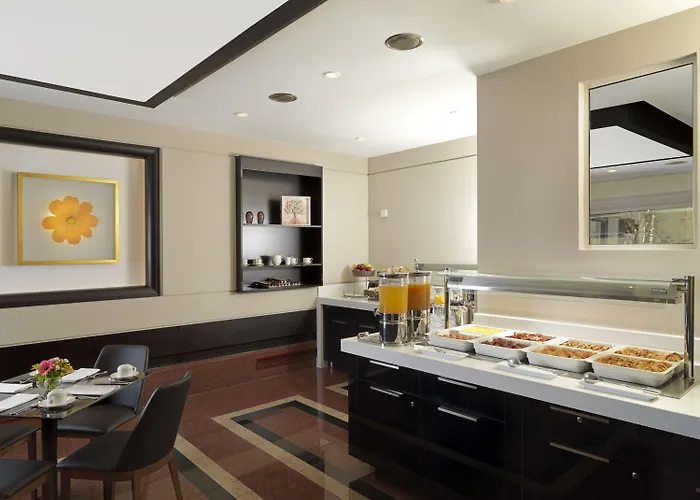 Holiday Suites