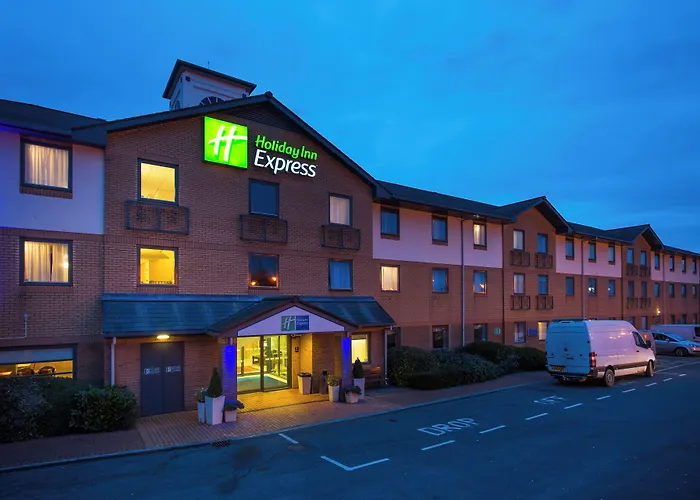 Holiday Inn Express Swansea East By Ihg
