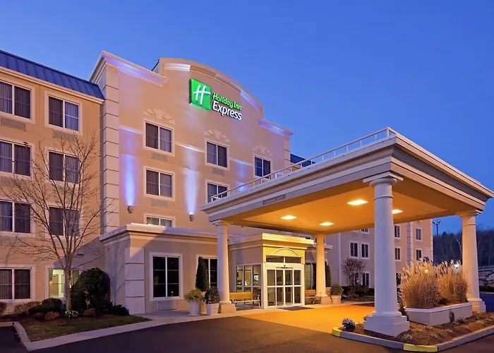 Holiday Inn Express Boston-Milford By Ihg