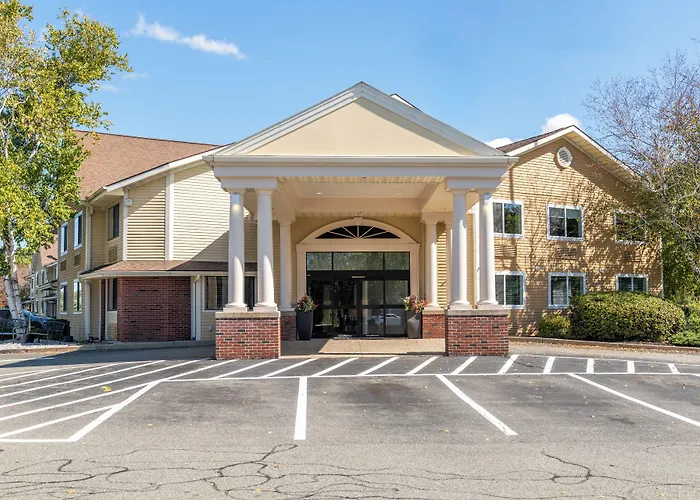 Best Western Plus The Inn At Sharon/Foxboro
