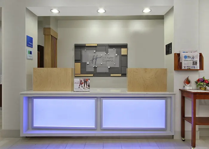 Holiday Inn Express Boonville By Ihg