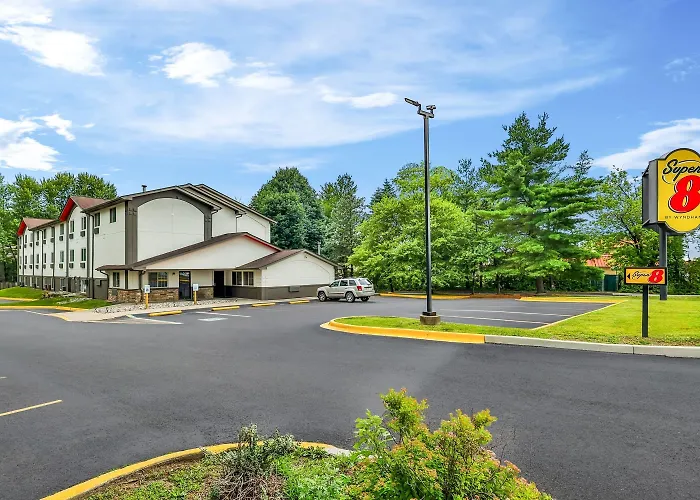 Super 8 By Wyndham East Stroudsburg - Poconos