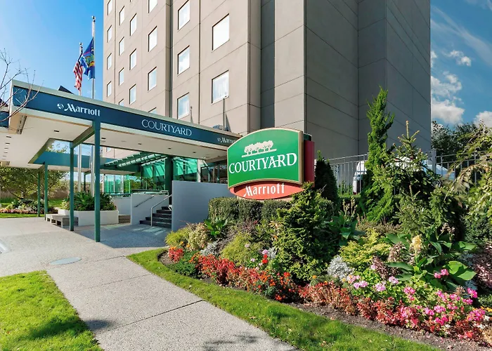 Courtyard By Marriott New York Jfk Airport