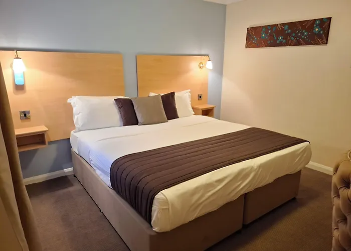 Borough Arms Hotel