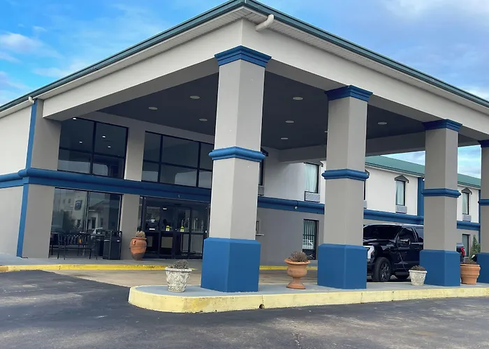 Super 8 Canton