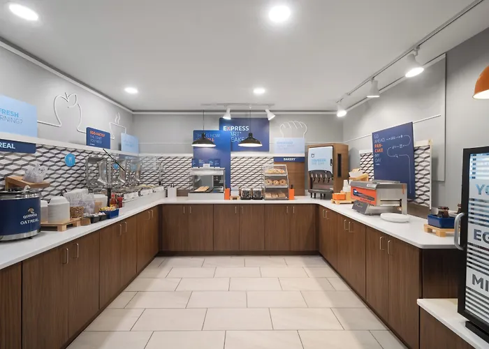 Holiday Inn Express Winston-Salem By Ihg