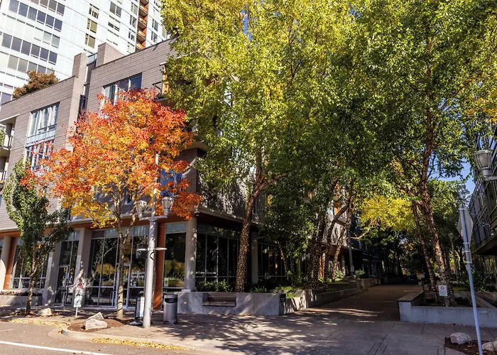 River'S Edge Hotel Portland, Tapestry Collection By Hilton