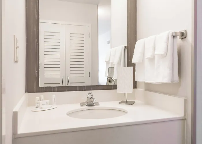 Courtyard By Marriott Rocky Mount Hotel