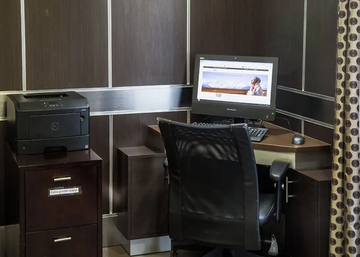 Holiday Inn Express & Suites - Oxford By Ihg