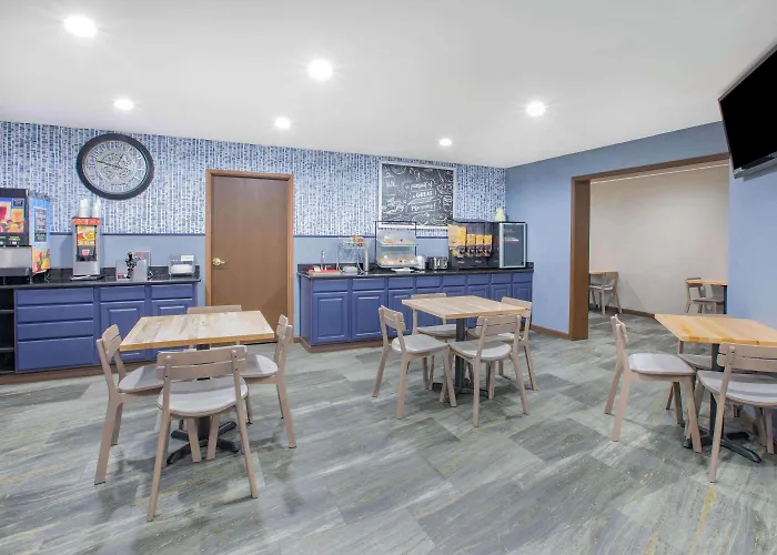 Americinn By Wyndham Pella