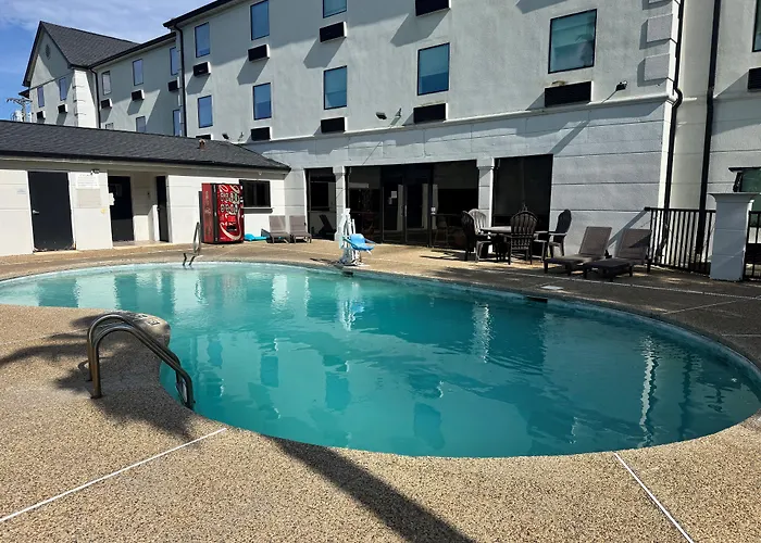 Wingate By Wyndham Biloxi - Ocean Springs Hotel
