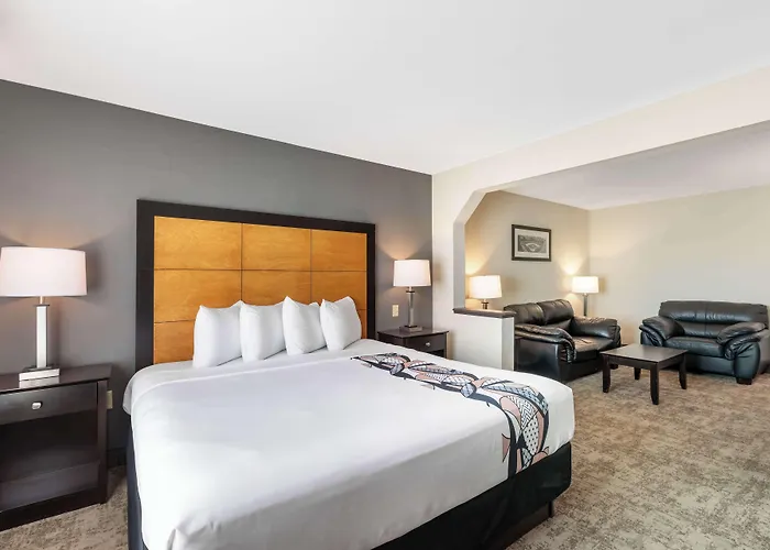 Best Western Inn & Suites - Midway Airport